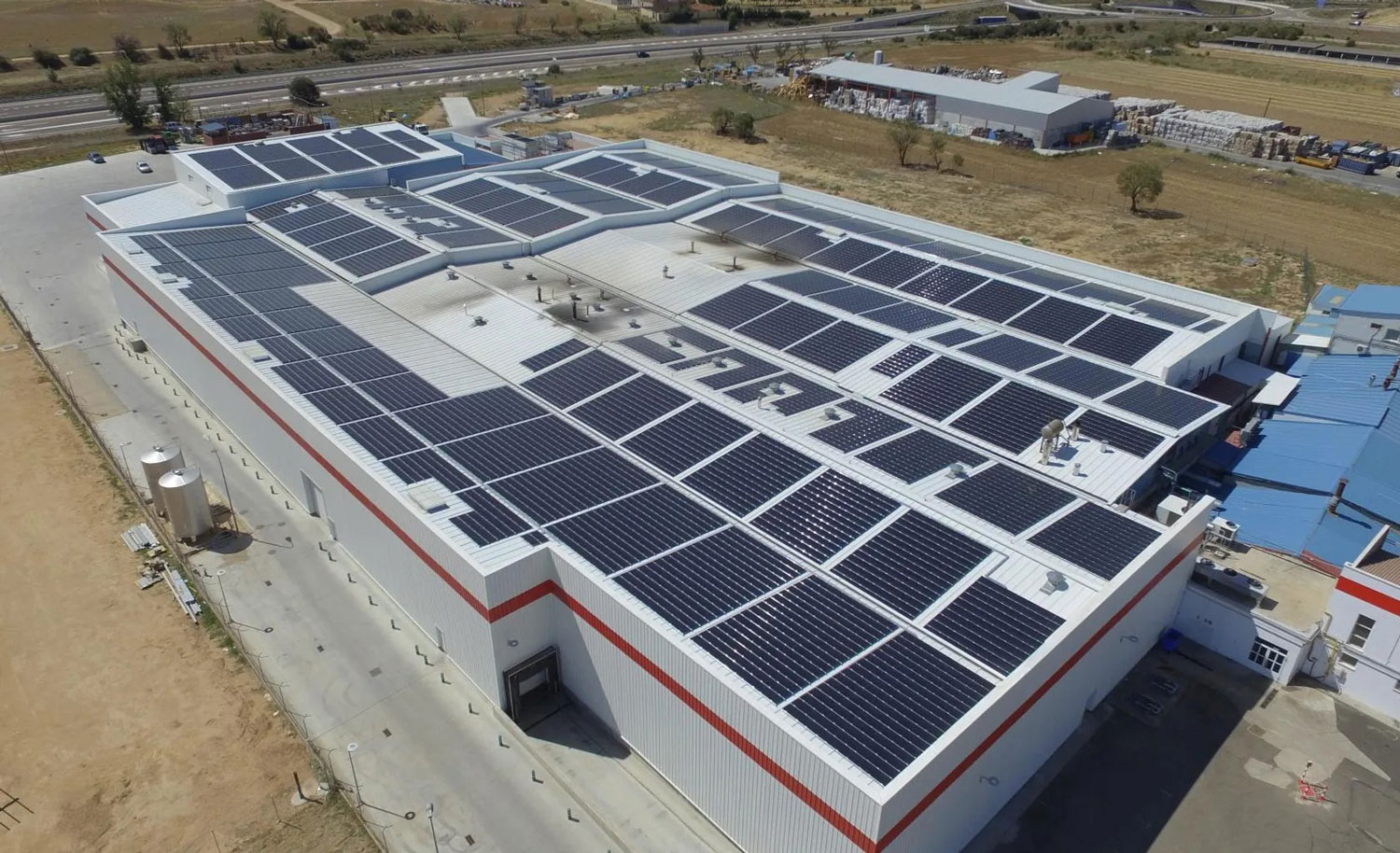 paneles solares industriales